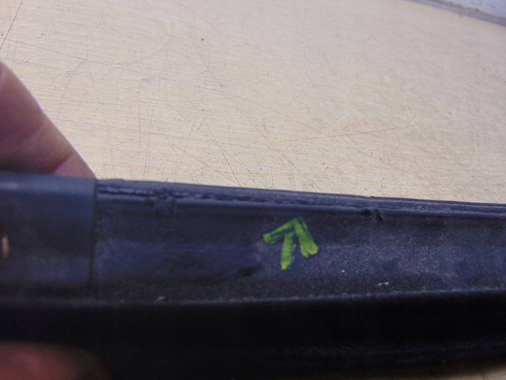 фото №14, Молдинг ущільнювач двері правий перед peugeot 2008