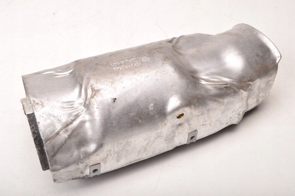 фото №6, Volvo xc60 ii t6 plug-in hybrid awd 2.0 резонатор воздуха p2 31474846