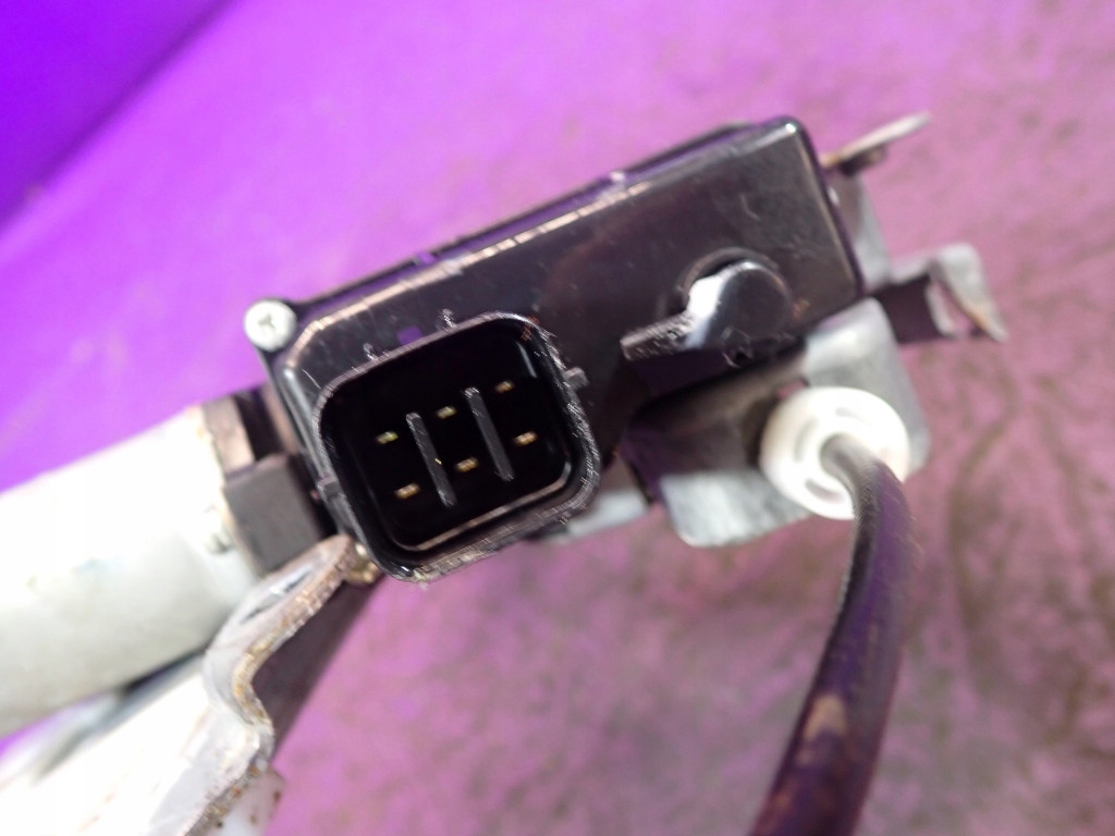 фото №4, Mitsubishi outlander i 03-08 подъемник стекло задняя правый 6 pin mr573888rh