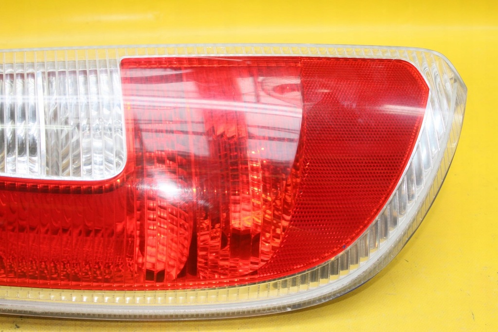 фото №5, Лампа левый задняя roomster 5j7945095