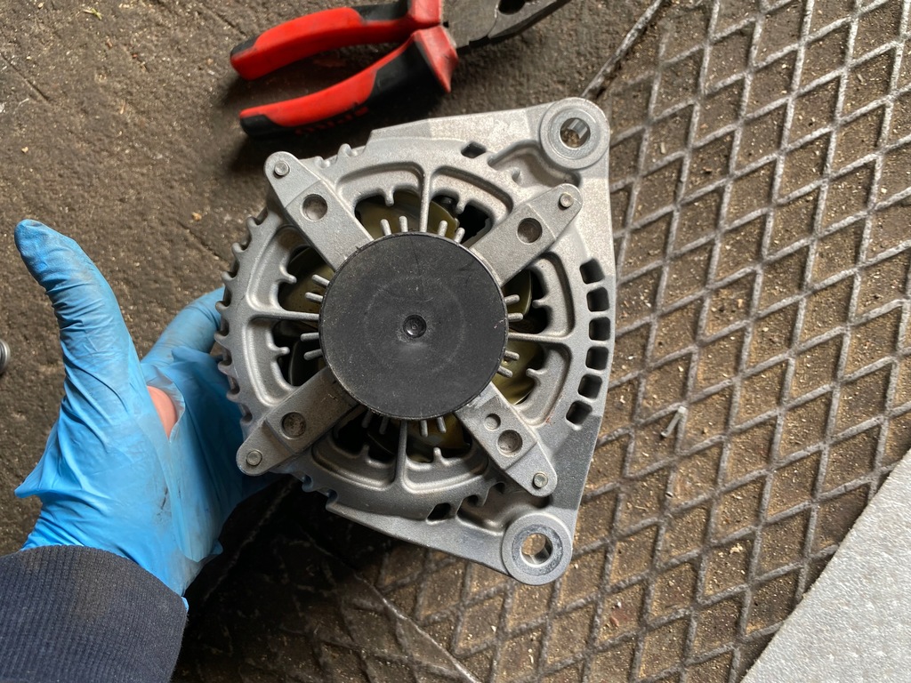 фото №4, 63 alfa romeo stelvio 2.0t генератор 50537696