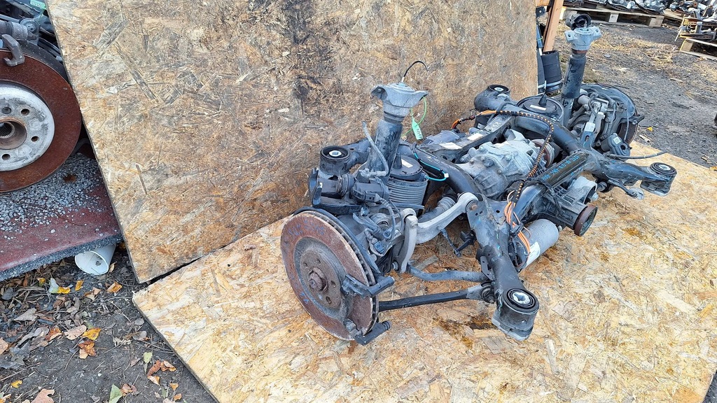 фото №9, Підвіска задня kpl пневматика поворотна oś 4m0500025 audi q7 sq7 4m lift