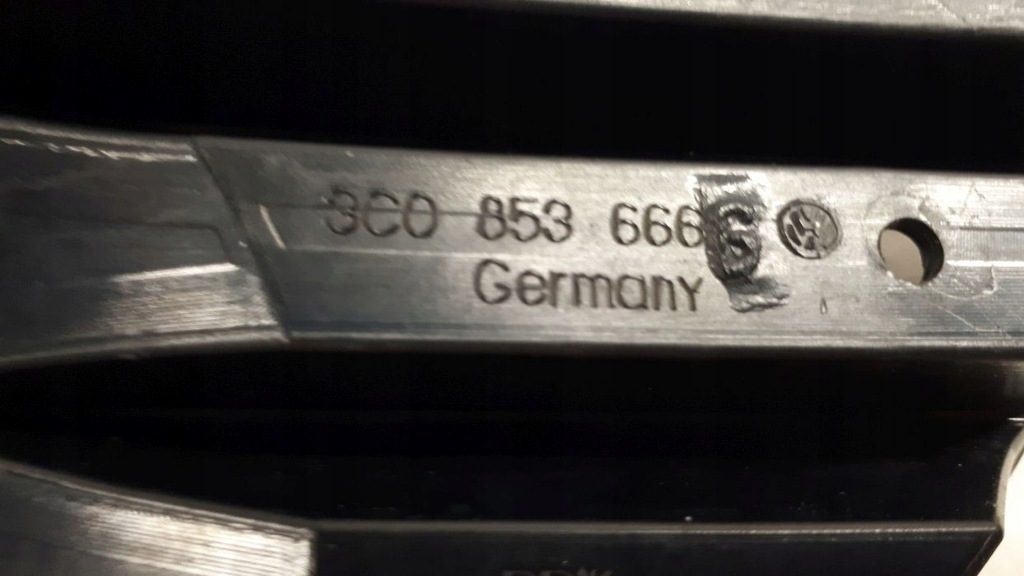 фото №14, Vw passat b6 lift r-line // решётка бампера правая 3c0853666