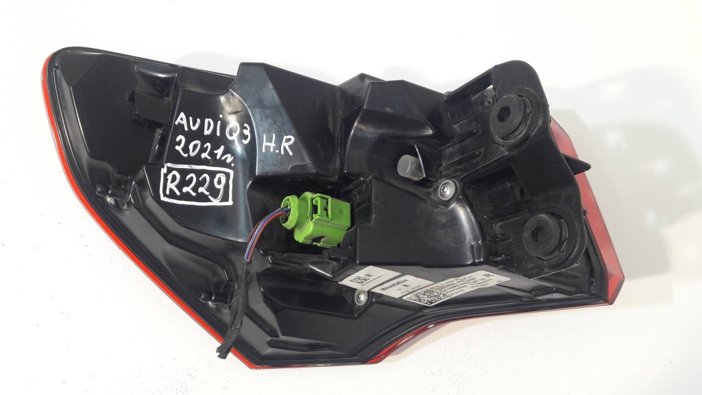 фото №5, Audi q3 f3 2021 лампа задняя правая 83a945092 led r229