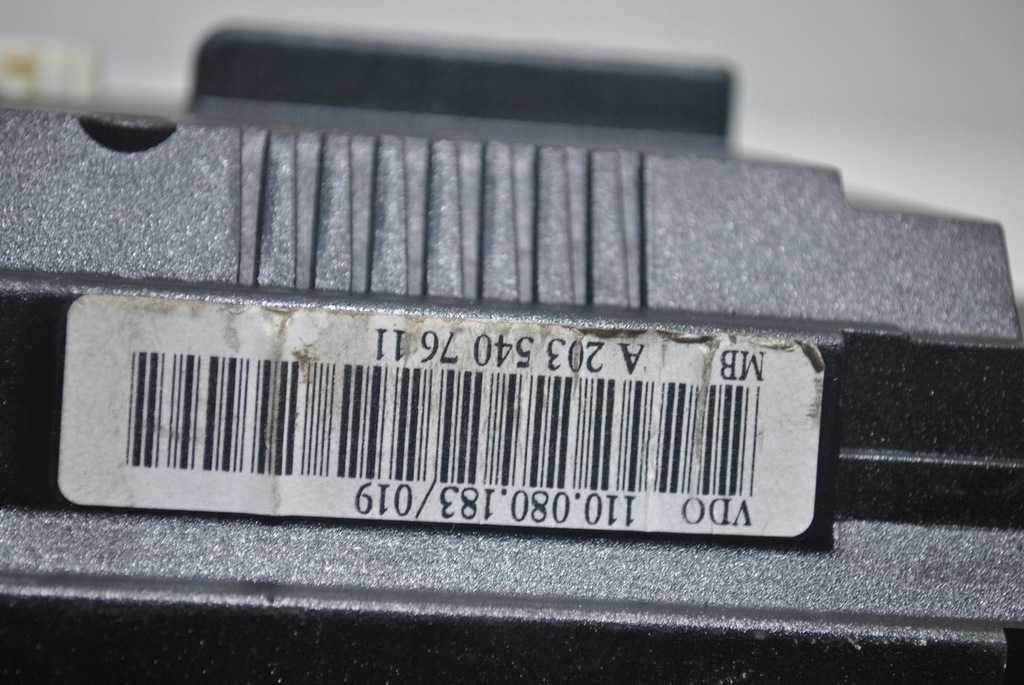 фото №6, Счетчик приборы mercedes w203 1.8 a2035407611