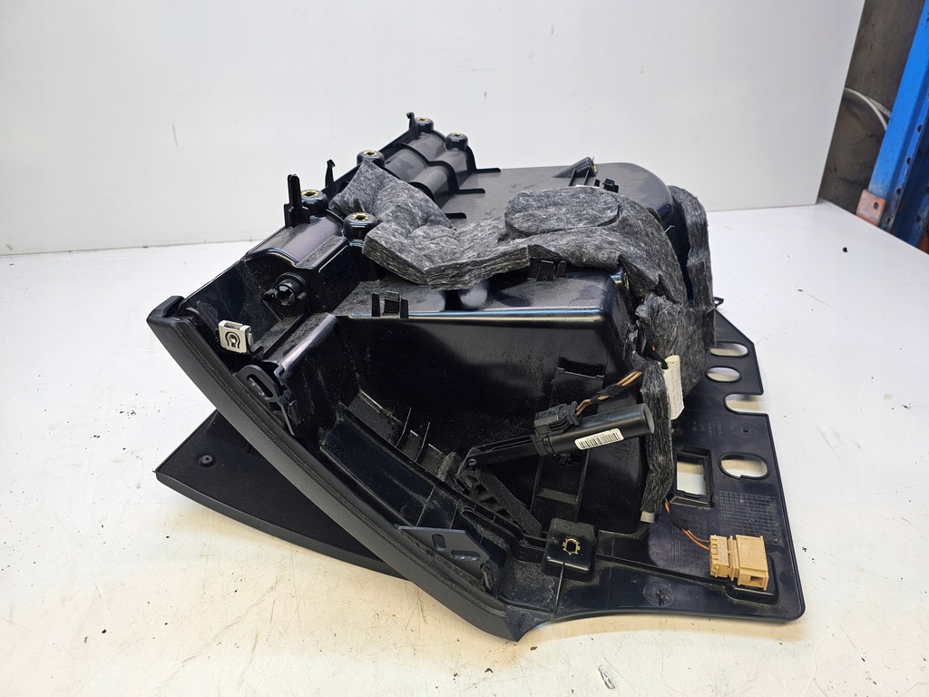 фото №6, Бардачок пассажира audi q5 8r 8r1857035d 6ps