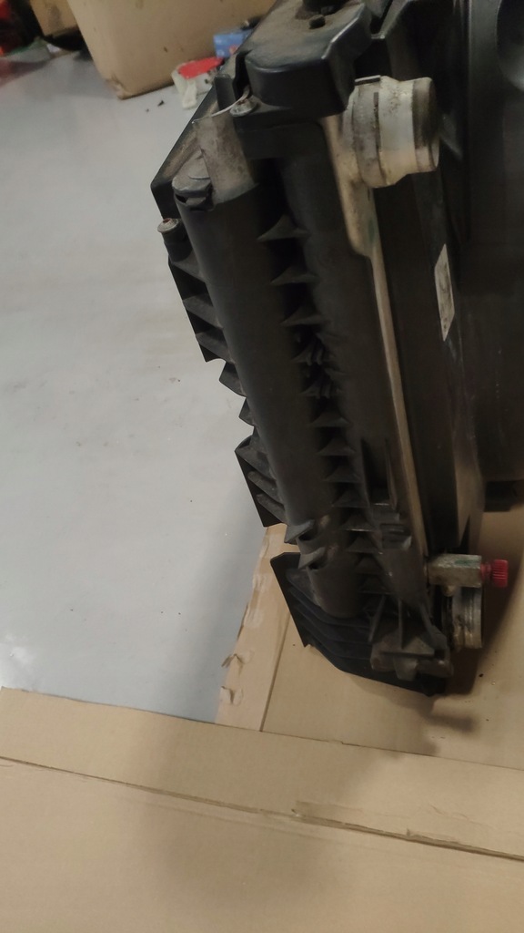 фото №12, Bmw e60 комплект радиатор вентилятор 525d 530d