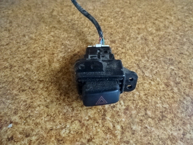 фото №1, Toyota hilux 07r переключатель выключатель