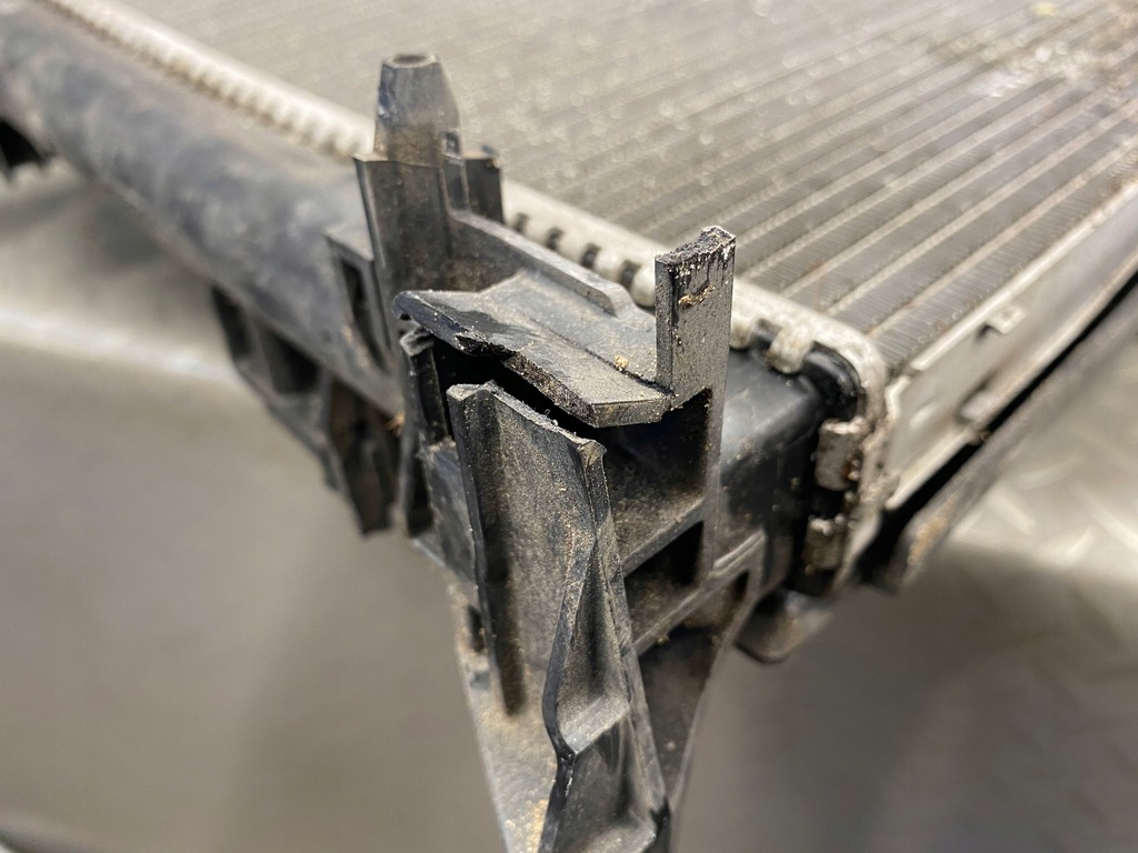 фото №13, Радиатор wody + вентилятор renault talisman 1.6 tce 214813939r