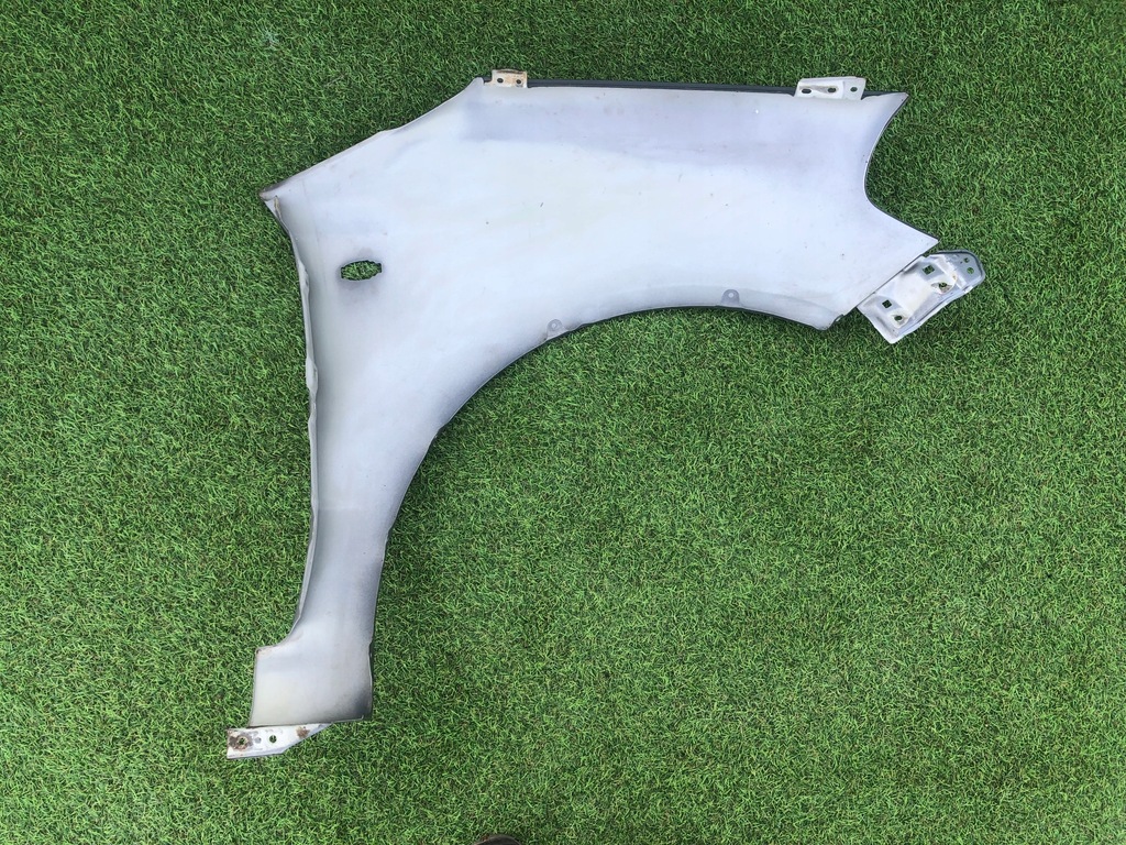 фото №9, Suzuki sx4 крила лівий передній перед