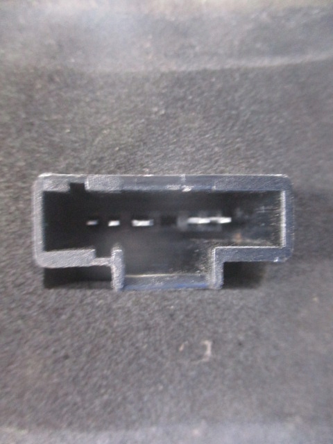 фото №4, Dacia sandero i лампа задняя правая оригинал