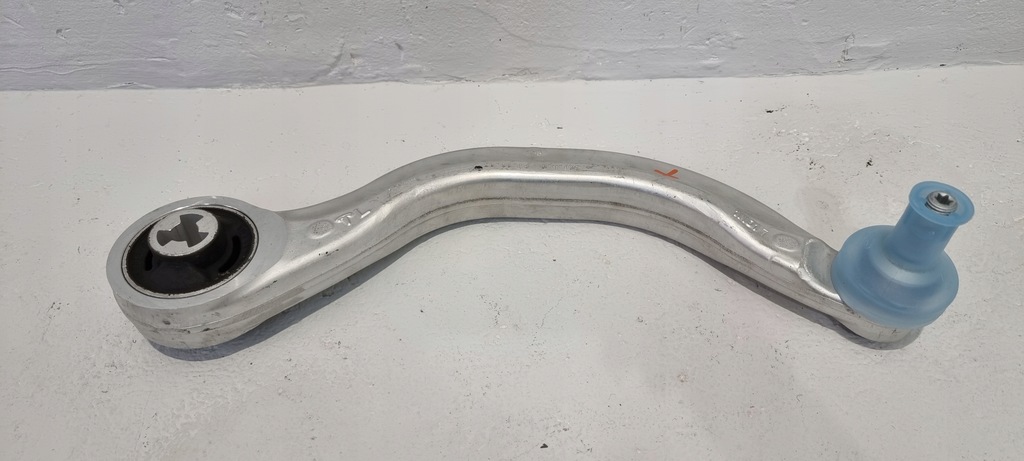 фото №1, Важіль лівий перед tesla model 3