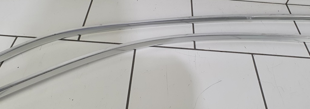 фото №4, Mercedes w212 sedan молдинг боковая хром левая