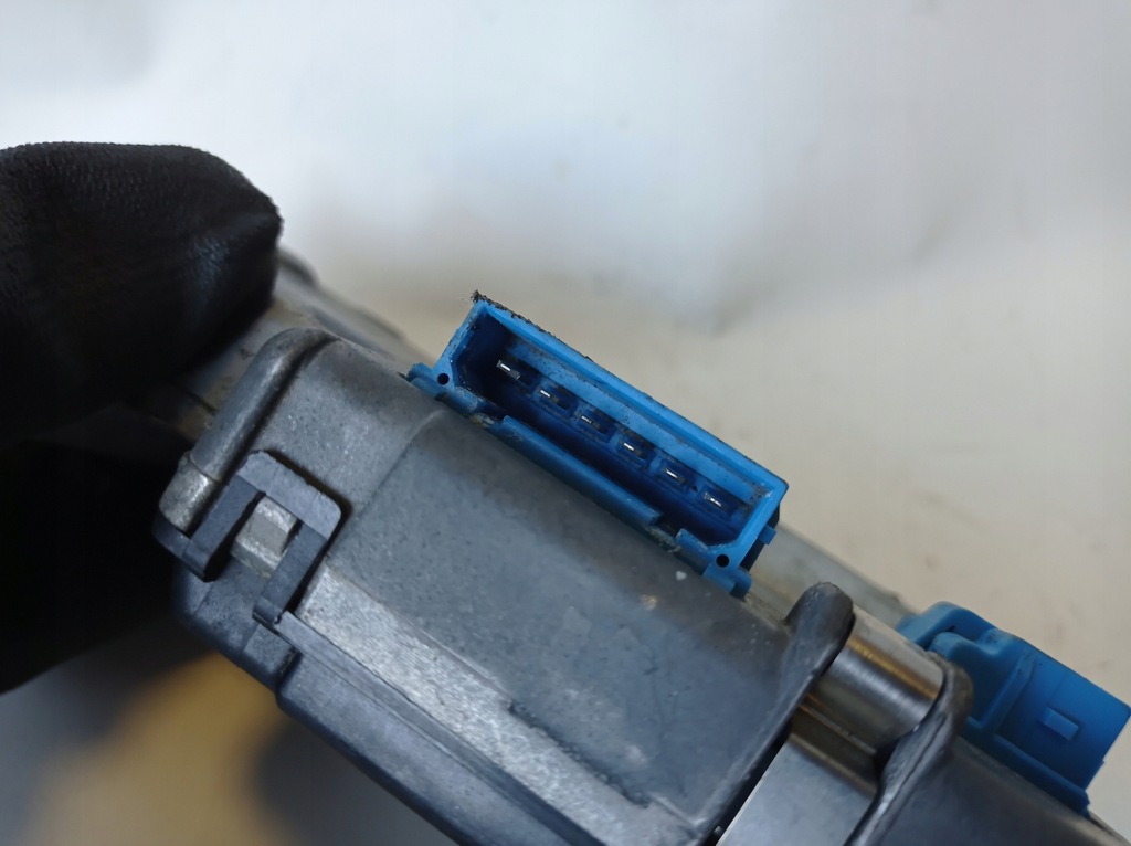 фото №5, Моторчик люк vw audi 8d0959591