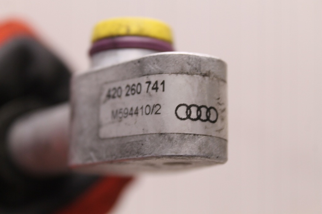 фото №2, Audi r8 420 06- 4.2 шланг трубка кондиціонер 420260741