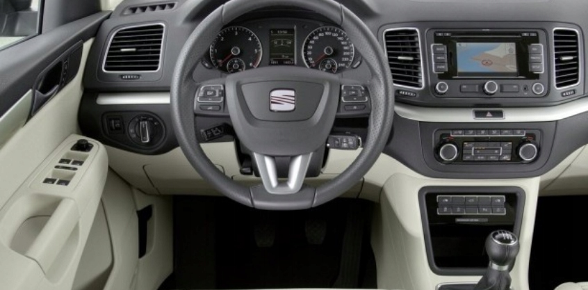 фото №1, Seat alhambra ii 7n beż dół приборная панель подушка безопасности 2 ремни