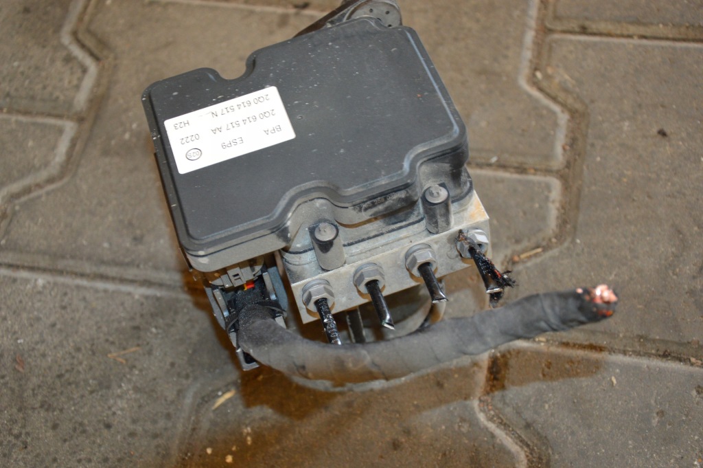 фото №1, Volkswagen оригінальний номер 2q0614517aa насос abs