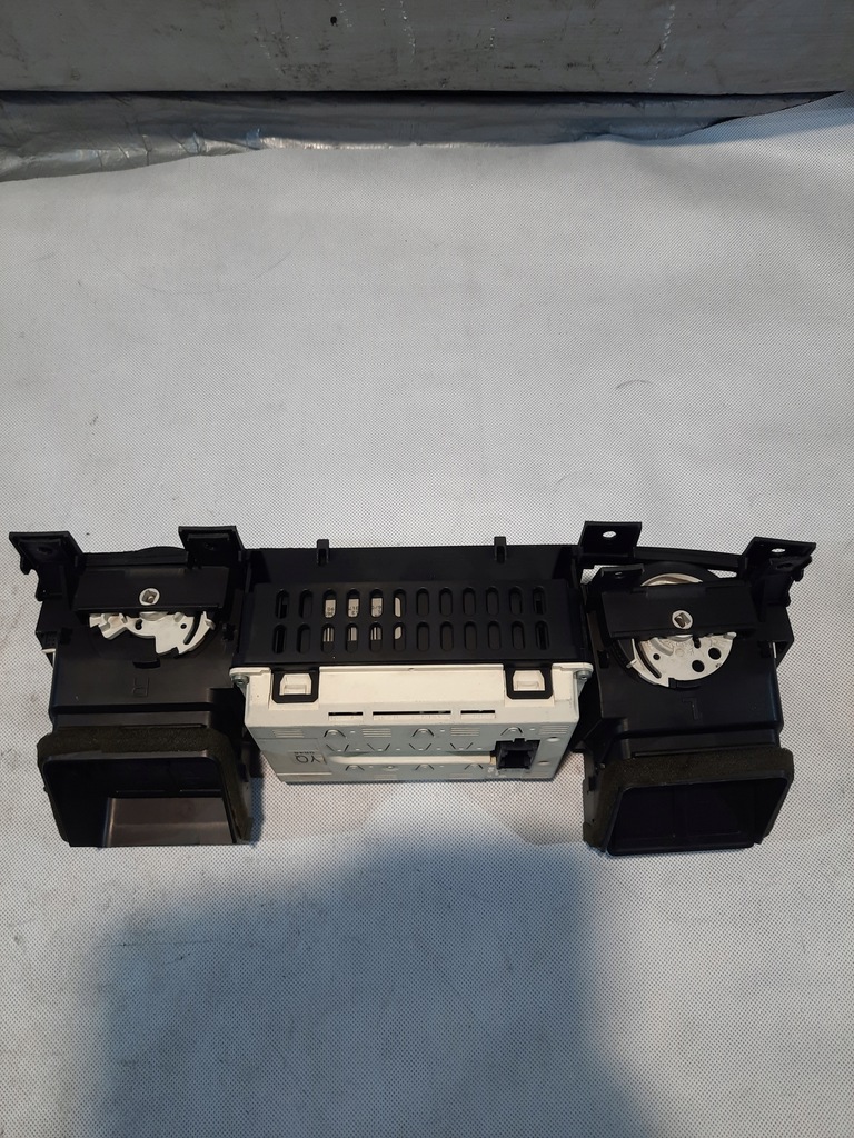 фото №8, Решітка обдув середня opel vectra c 09177133