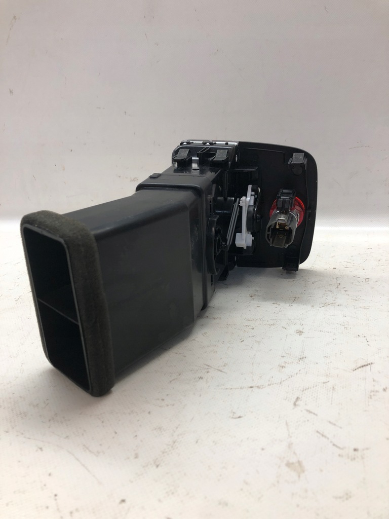 фото №5, Audi a3 8v решітка обдув тунель задня 8v0819203