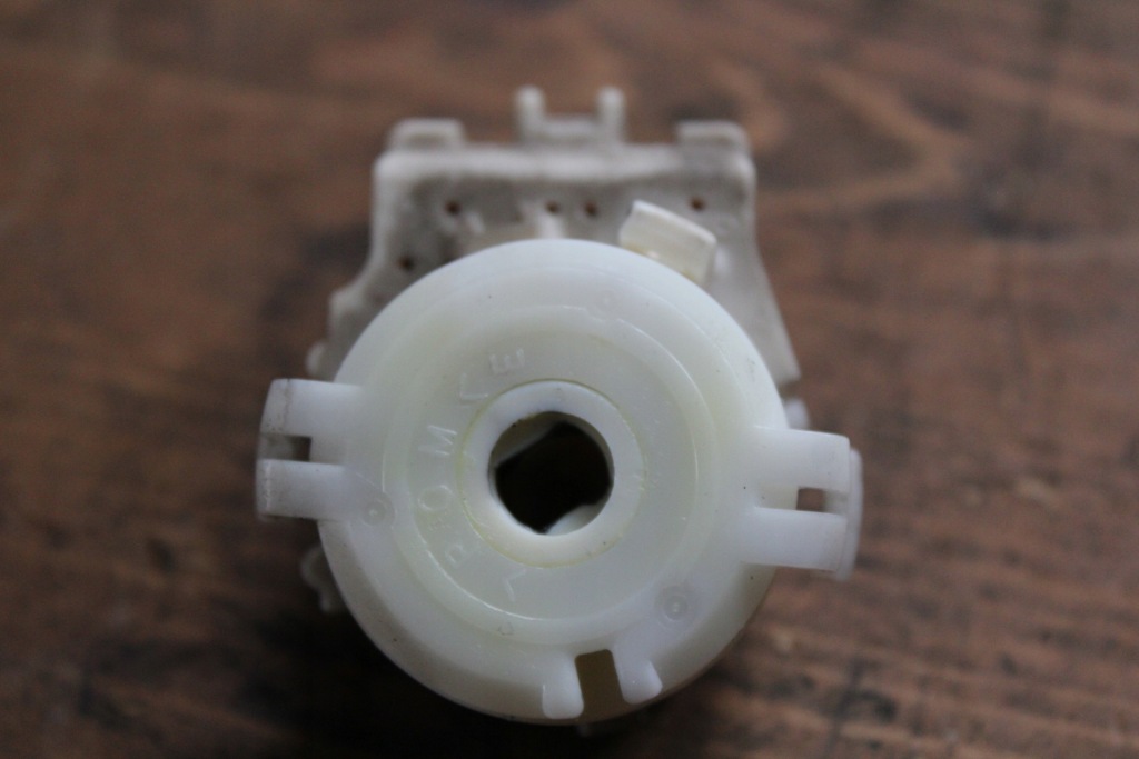 фото №9, Колодка замка запалювання toyota yaris ii 1.33 vvti orginał