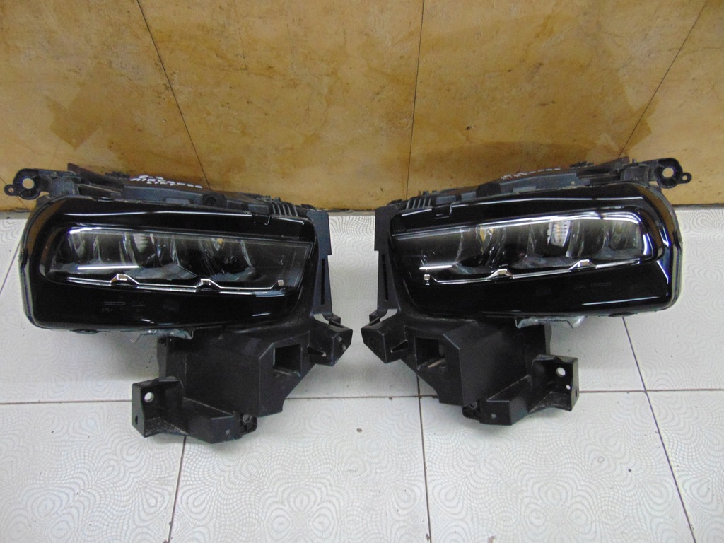 фото №1, Лампи лампа перед передні citroen c3 aircross lift