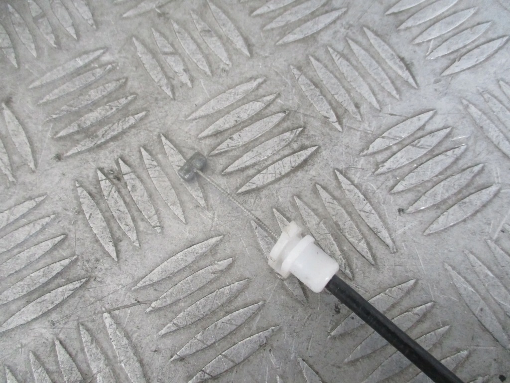 фото №8, Трос замка правый перед peugeot 207 06-09r 3d