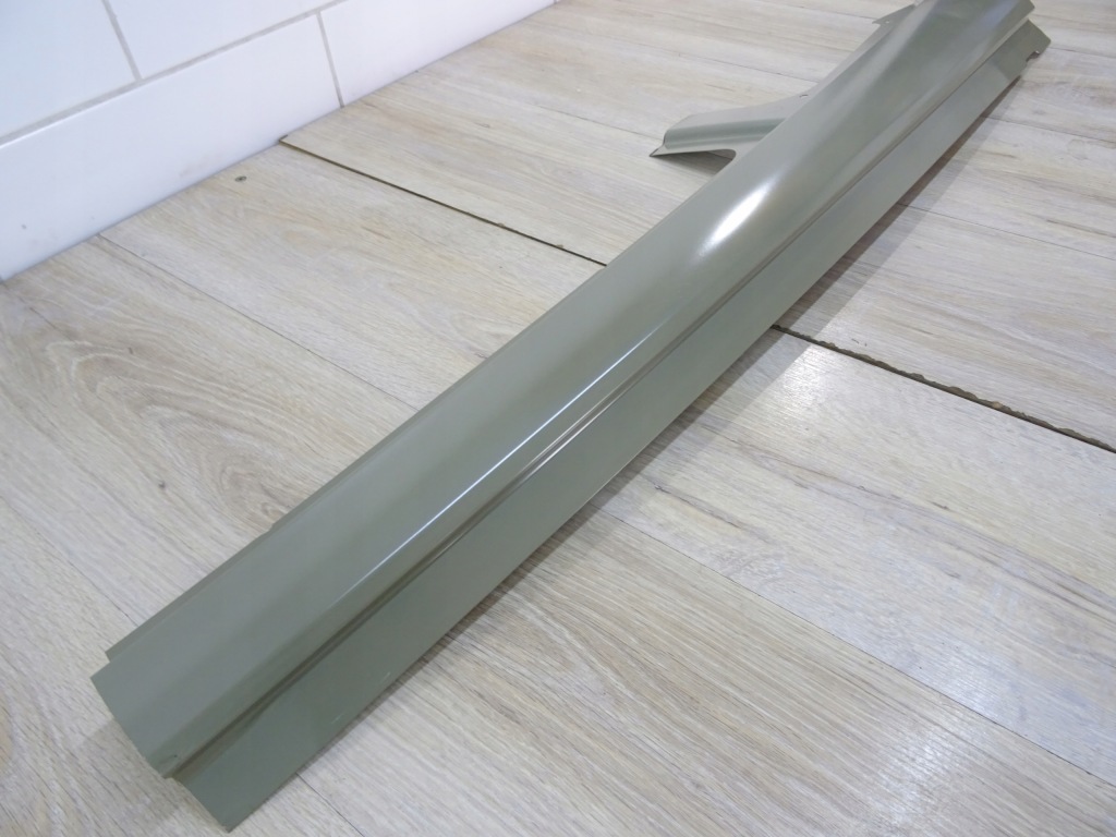 Поріг обшивка праве  tesla model 3 1073736-sc-r Доставка