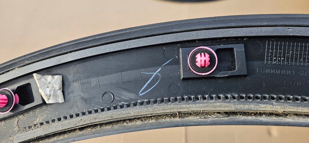 фото №5, Молдинг задня ліва s-line ліва audi q8 4m8 4m8853817d