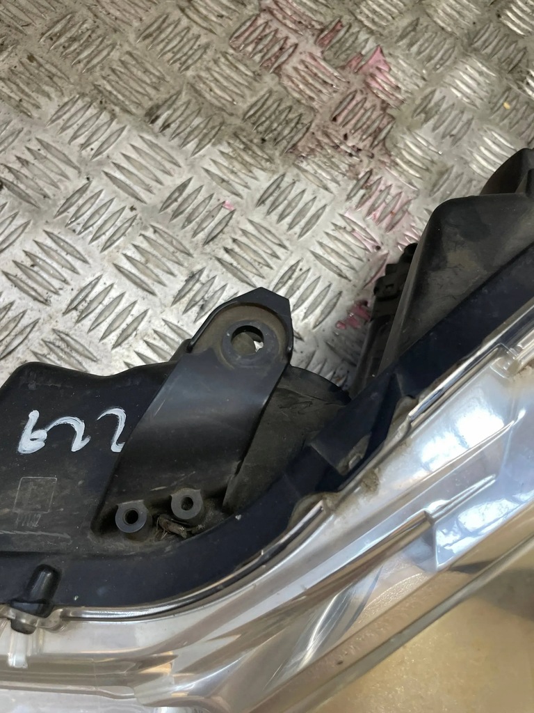 фото №6, Лампа левый перед передняя europa citroen c- crosser