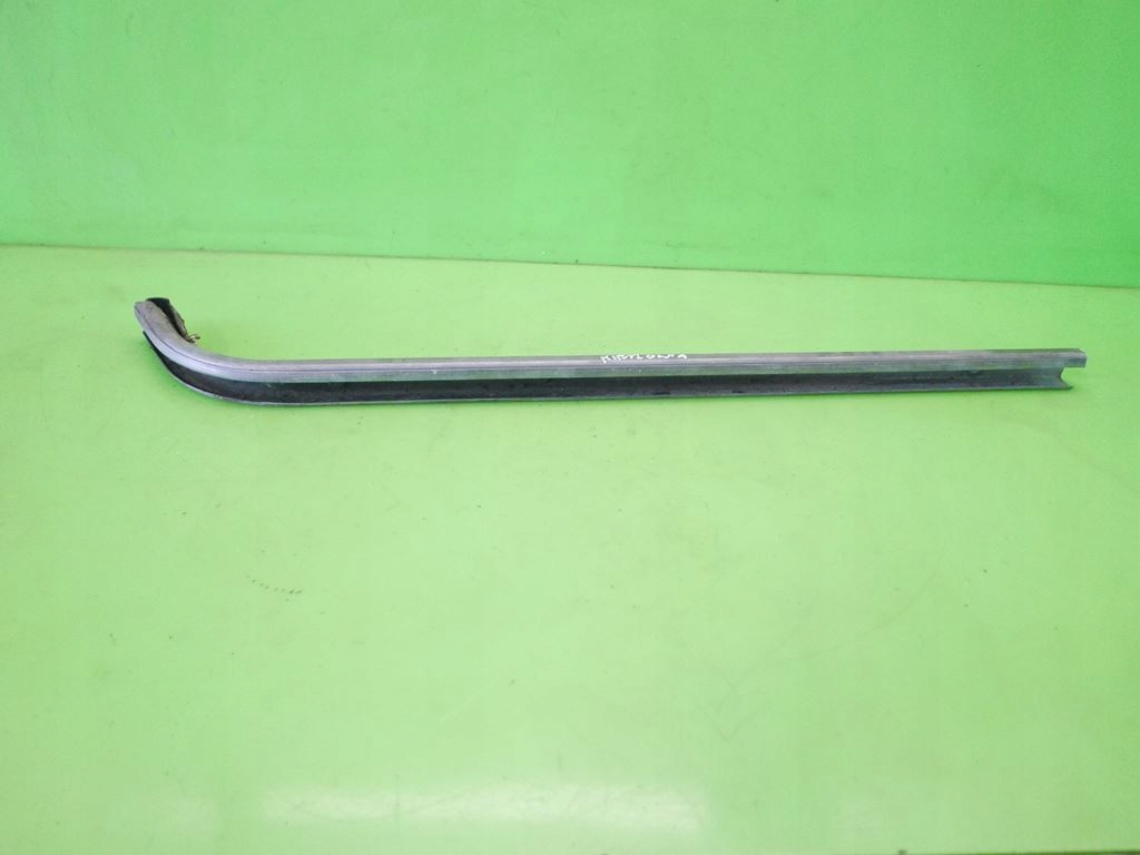 фото №1, Направляющая направляющая дверь левая задняя kia carnival i 99-