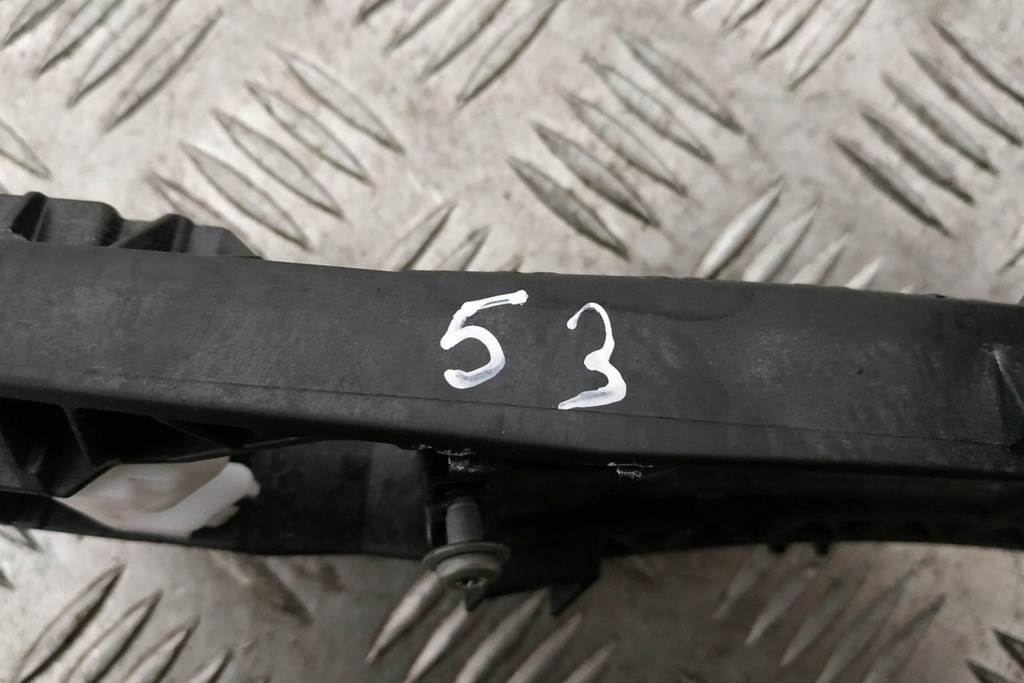 фото №7, Рамка ручка внутрішньої задніх правих двері mercedes-benz gla x156