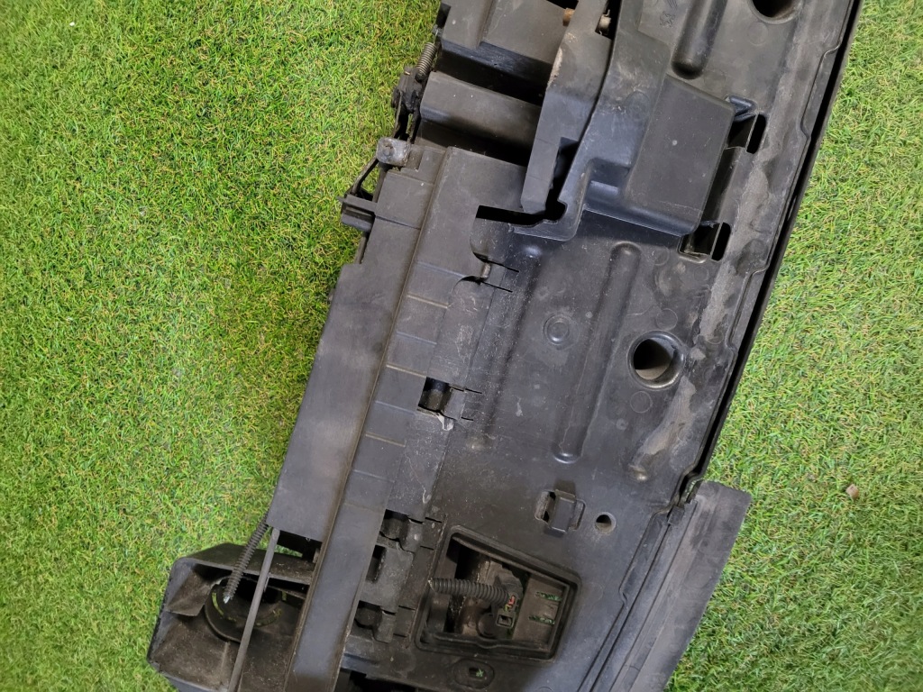 фото №10, Peugeot 3008 i t84 pas верхний передний + передняя панель