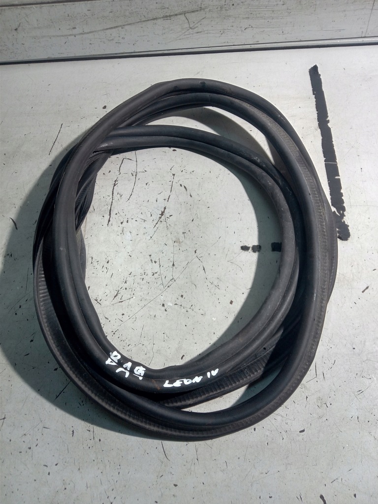 фото №1, Seat leon iv hb прокладка крышки багажника