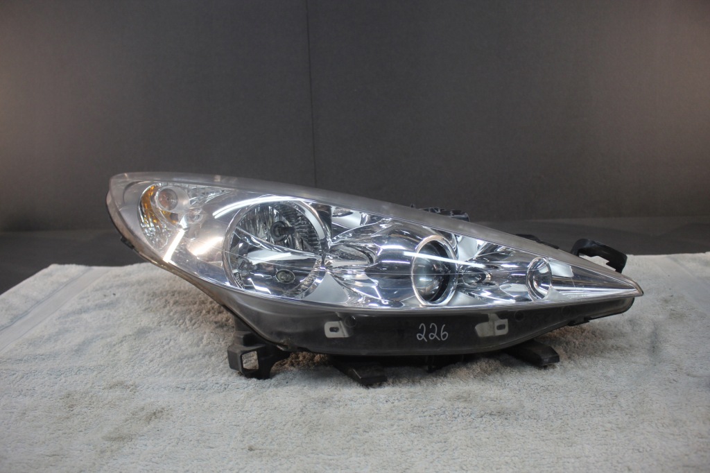 Купить Лампа правая перед peugeot 207 линза рестайлинг  968383880