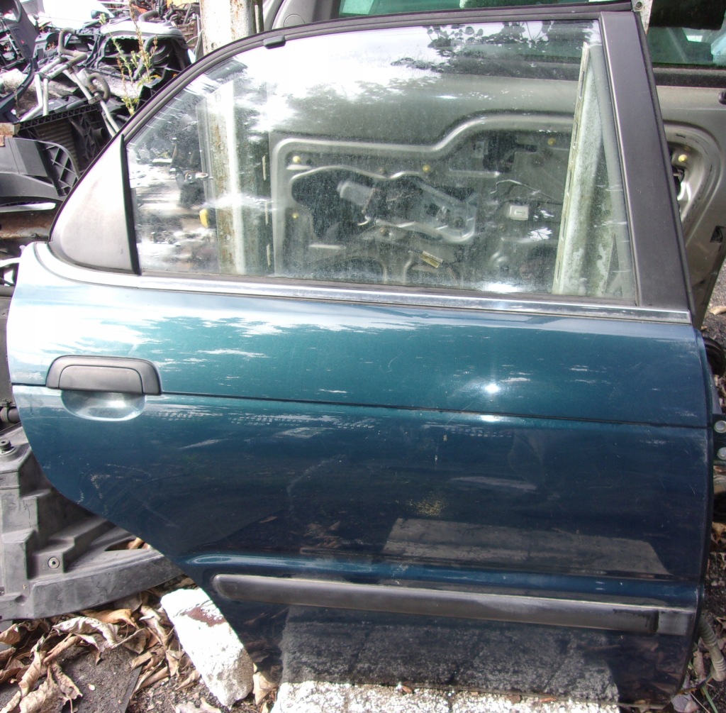 фото №1, Suzuki baleno i 95-99r дверь перед задняя правое левая