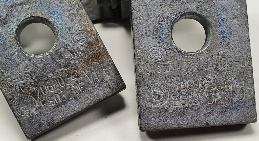 фото №3, Петлі двері правий перед bmw x6 e71 пара