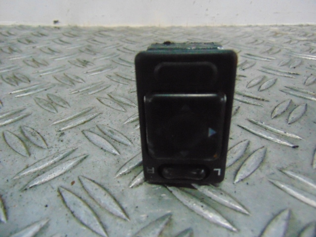 фото №1, Subaru forester вимикач --- дзеркало