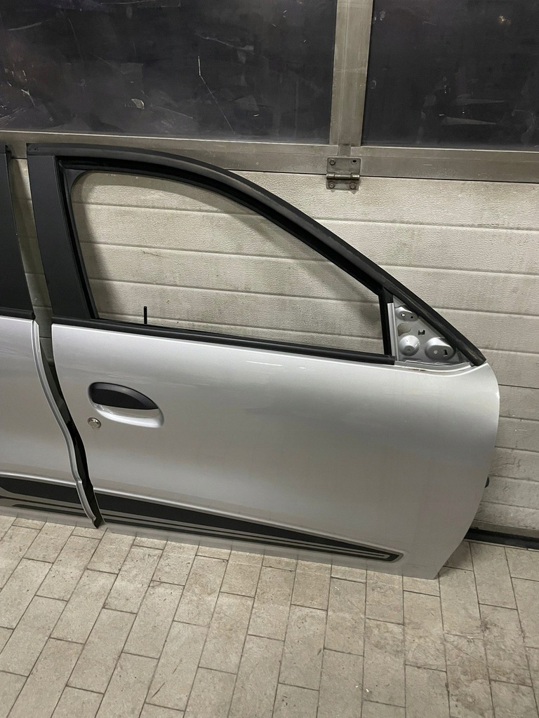 фото №7, Двері скло dacia spring w колір сріблястий стан jak nowe