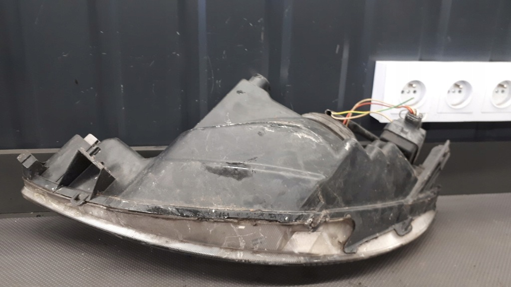 фото №12, 89001964 фара правый peugeot 206 valeo eu