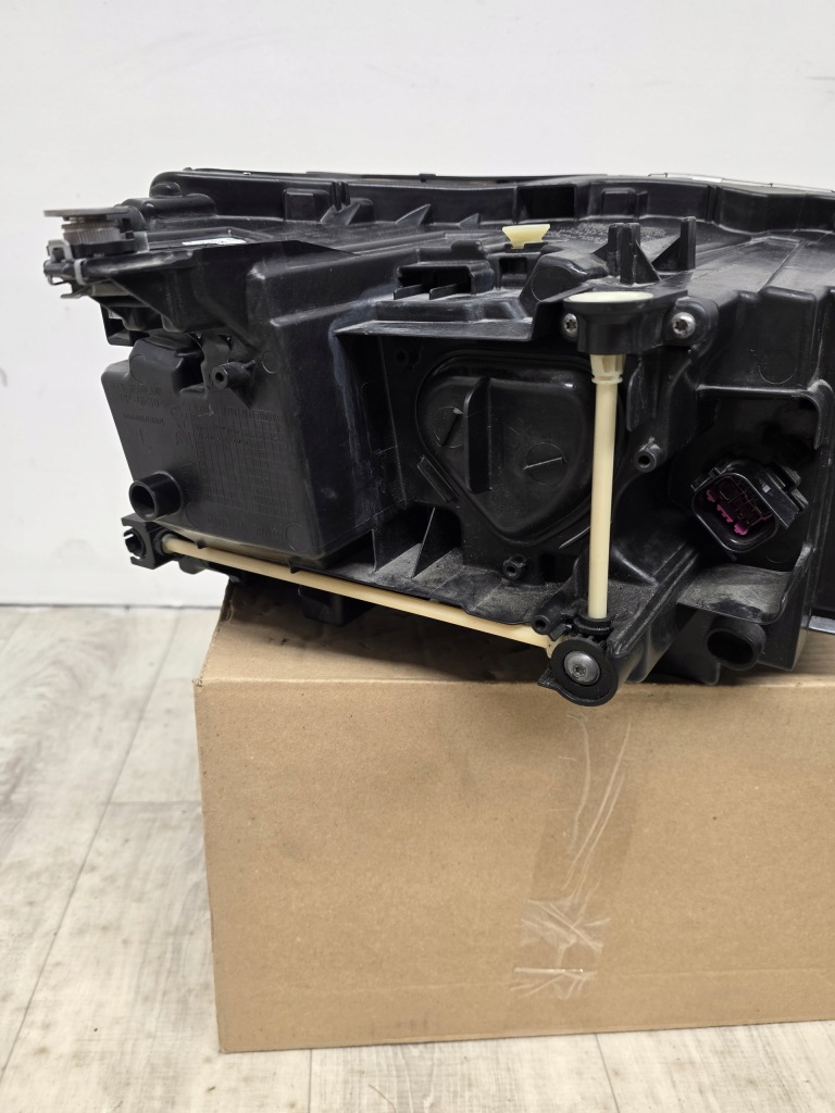 фото №10, Лампа audi q4 e-tron full led 89a matrix левая левый перед europa