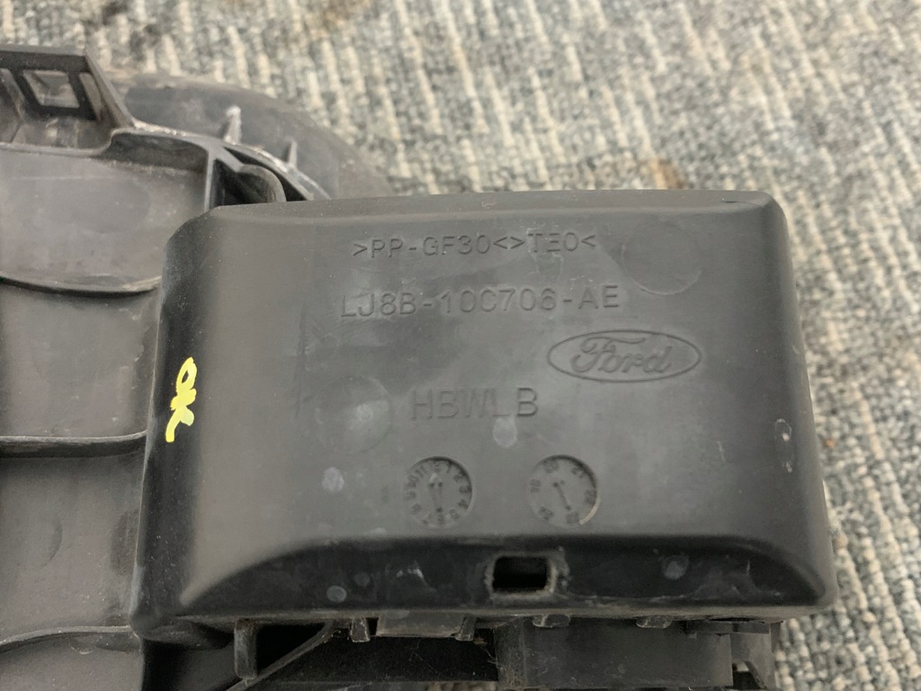 фото №13, Ford mustang mach-e крышка разъём зарядки крыла левый перед оригинал