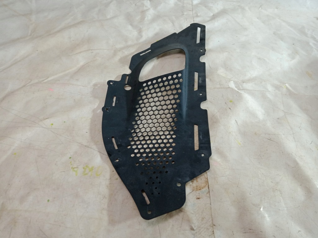 фото №6, Subaru outback 15- решітка бампера перед usa l/p