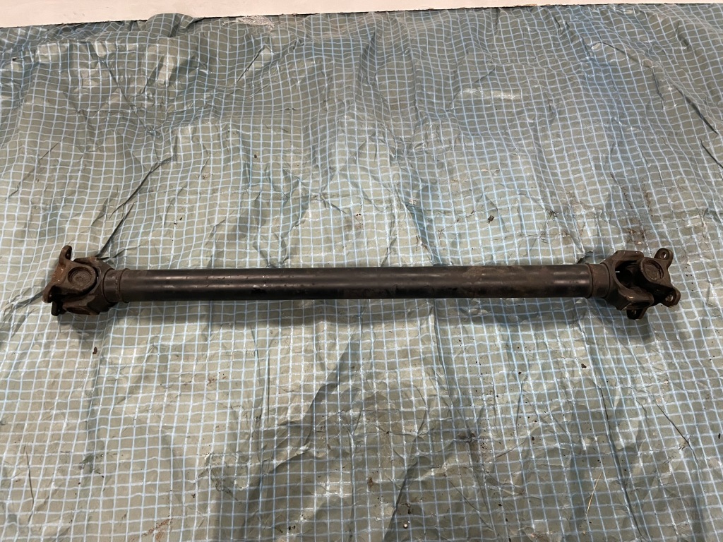 фото №1, Bmw 6 f12 f13 650i 4.4 wał приводной перед передний