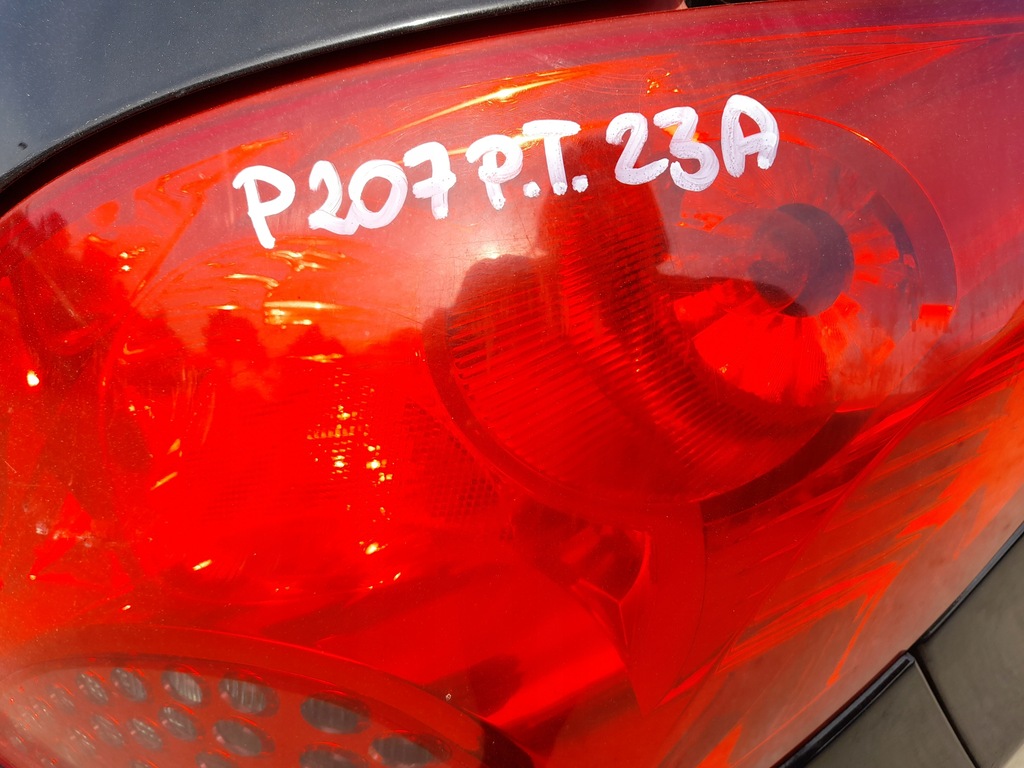 фото №7, Peugeot 207 лампа правый задняя правая задняя