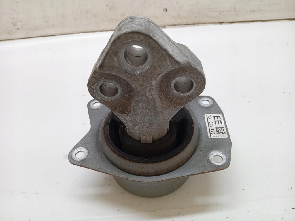 фото №1, Подушка кронштейн коробки opel insignia 2.0 cdti