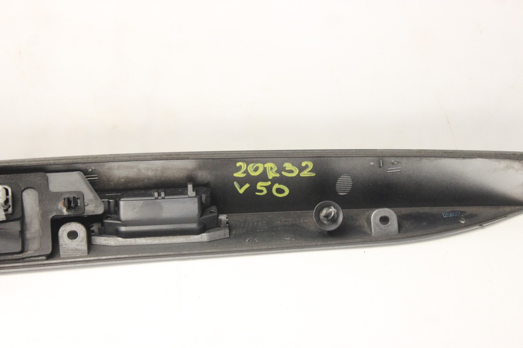 фото №5, Volvo v50 04r- накладка молдинг крышки багажника 426