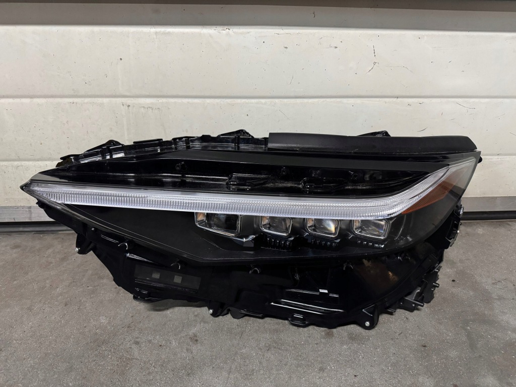 фото №6, Toyota bz4x full led левая правая лампа