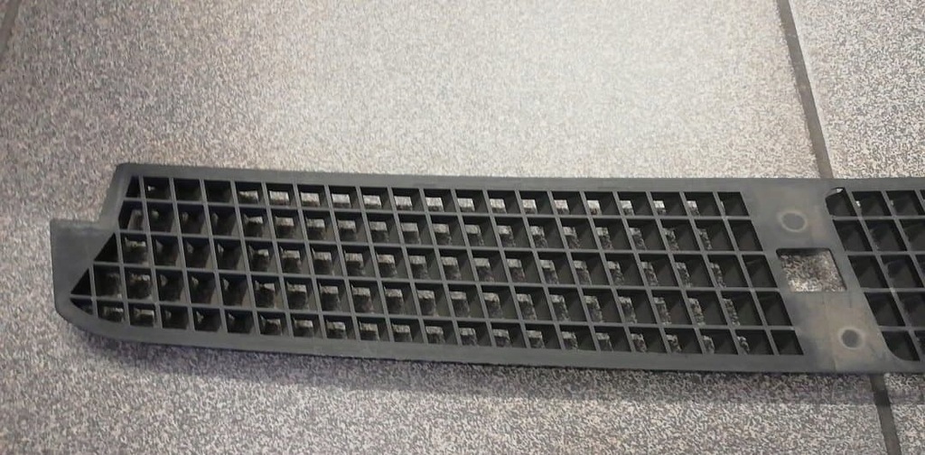 фото №6, Bmw 7 740 750 решітка захист решітка права 8 166 658