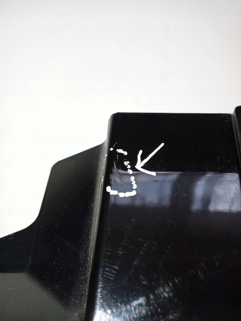 фото №3, Решітка радіатора решітка радіатора land rover discovery 2014- fk72-ba100-caw оригінал