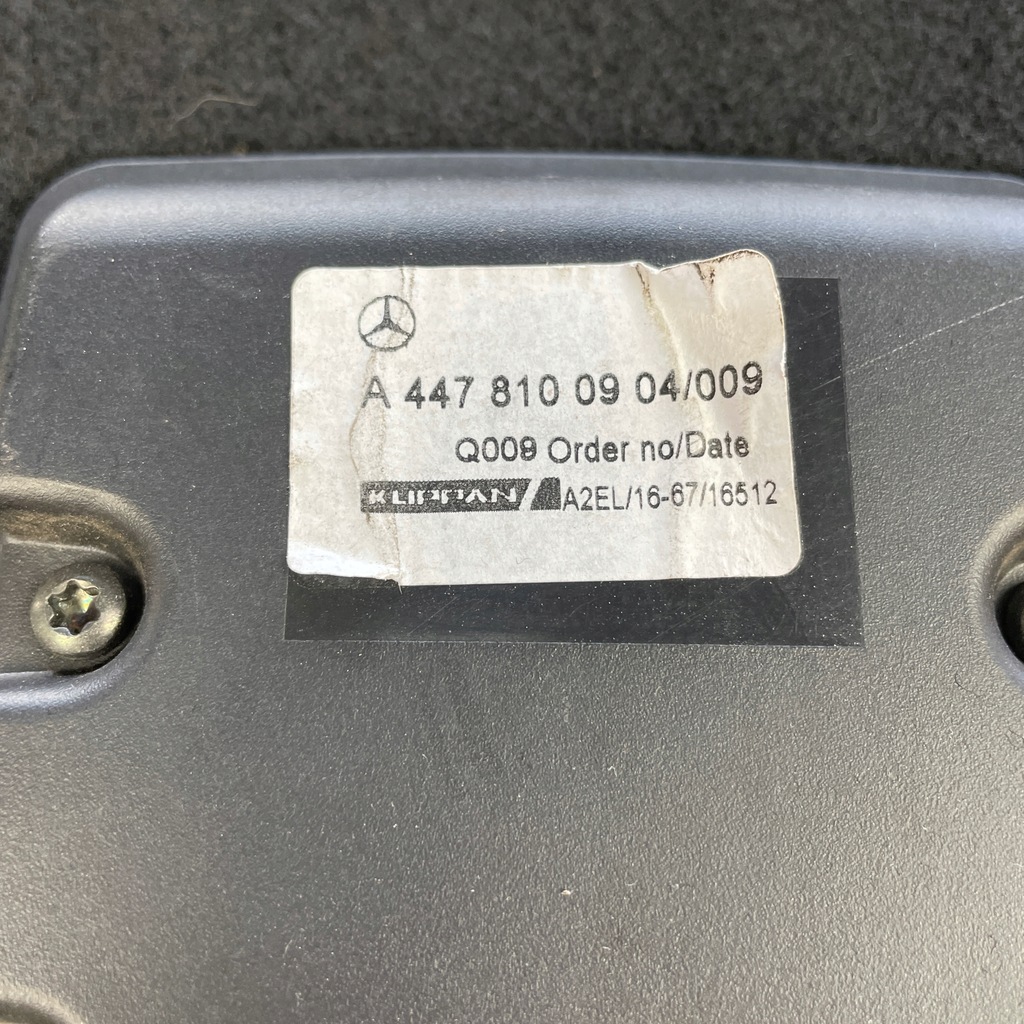 фото №14, Задня полиця килимок плита багажника оббивка задня mercedes w447 v klasa